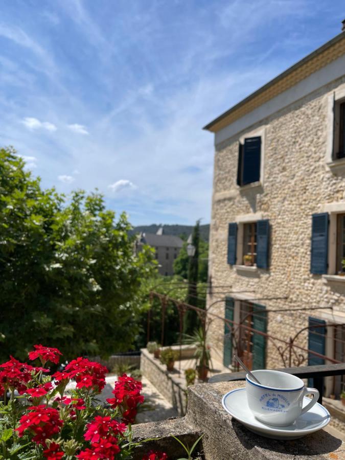 Hotel Du Moulin Альмань-ан-Прованс Экстерьер фото